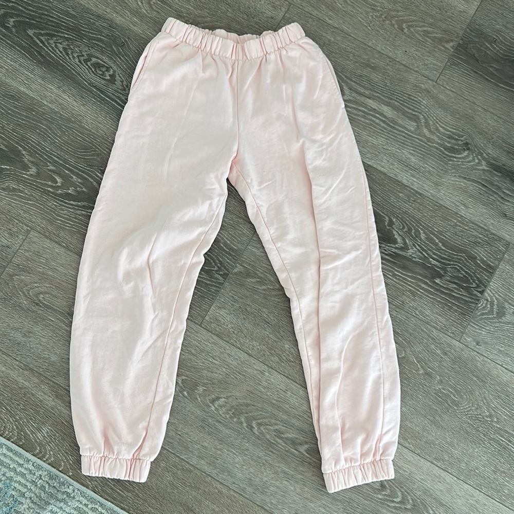 Light pink brandy Melville sweatpants